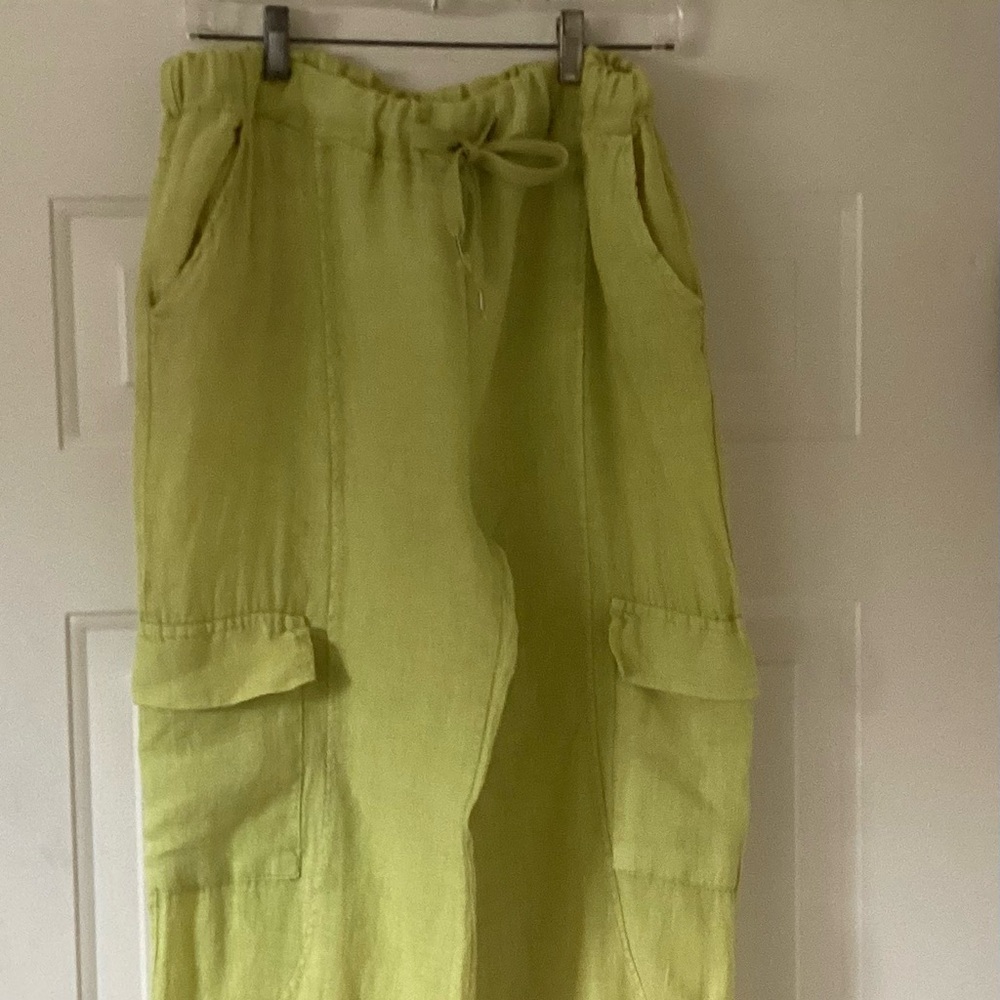 Astrid green linen crop pants, Size XL
